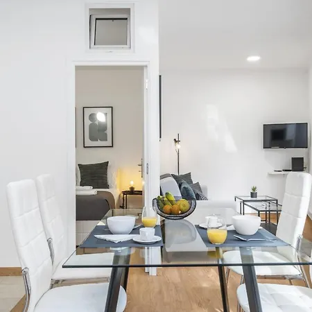 Loft By Madeira Sun Travel شقة