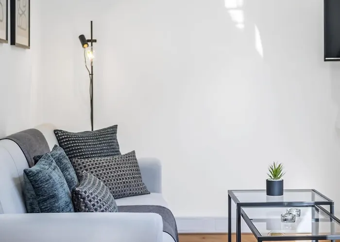 Loft By Homie Apartment *